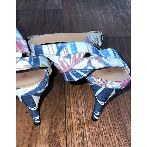 Bisou Bisou Floral Print Heels - Picture 5 of 7